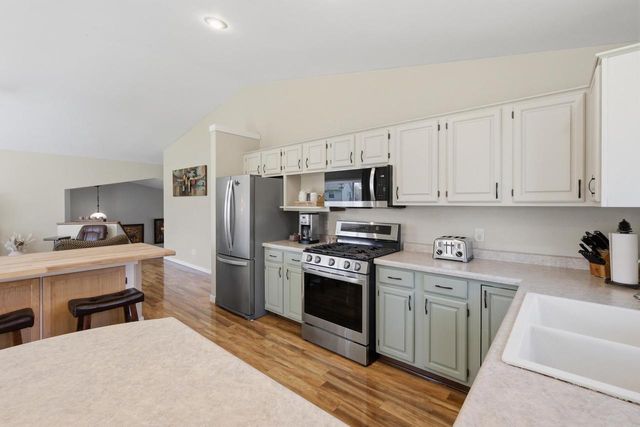 1541 Kuhle Drive, Sun Prairie, WI 53590