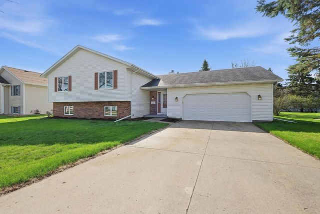 1541 Kuhle Drive, Sun Prairie, WI 53590