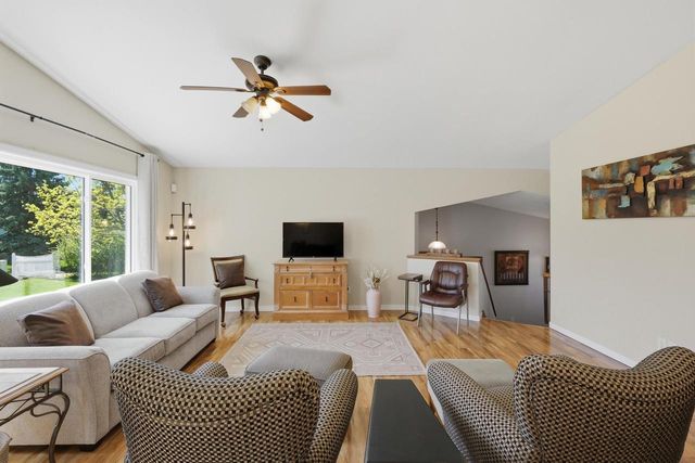 1541 Kuhle Drive, Sun Prairie, WI 53590