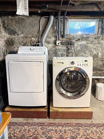 39 Hall Place 39, Quincy, MA 02169