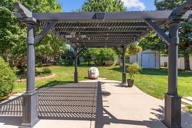431 ROBERT LANE, Green Bay, WI 54311