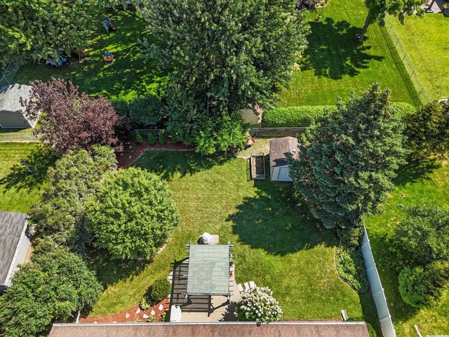 431 ROBERT LANE, Green Bay, WI 54311