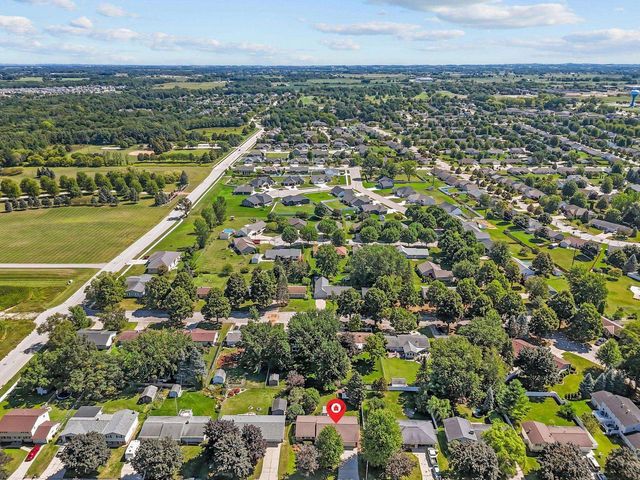 431 ROBERT LANE, Green Bay, WI 54311