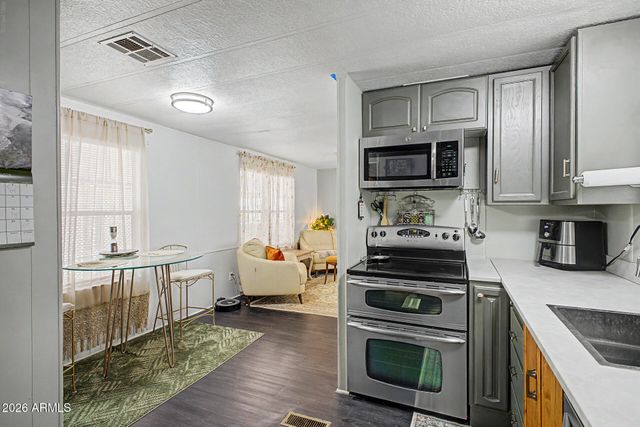 1705 E Charleston Avenue, Phoenix, AZ 85022