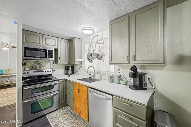 1705 E Charleston Avenue, Phoenix, AZ 85022