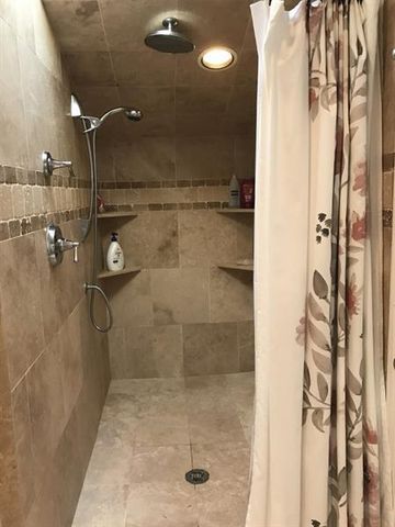 6879 Vic Ar Road, Peachtree Corners, GA 30360