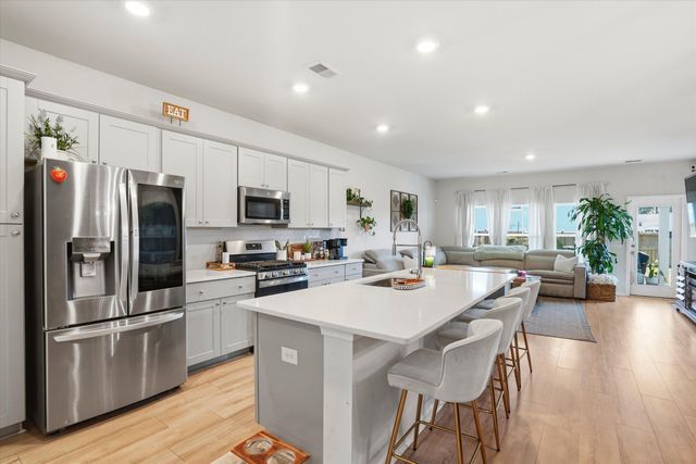 144 Woodland Oak Way, Summerville, SC 29485