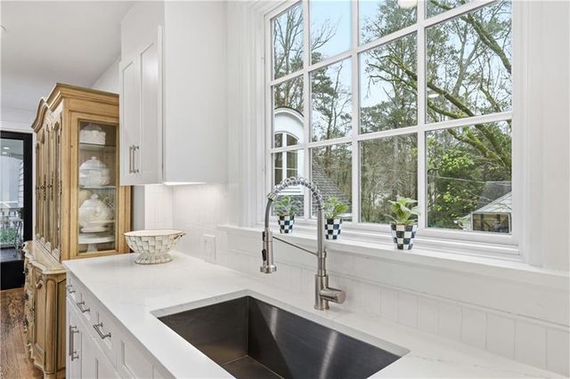 4065 Peachtree Dunwoody Road, Atlanta, GA 30342