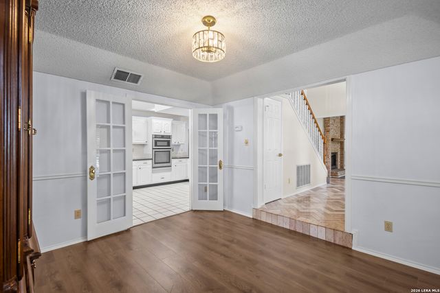 6338 Firestone Pkwy, San Antonio, TX 78244