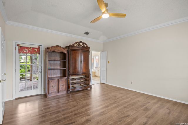 6338 Firestone Pkwy, San Antonio, TX 78244
