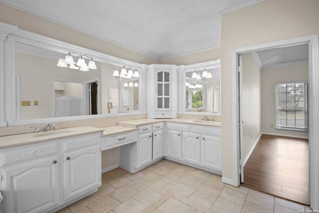 6338 Firestone Pkwy, San Antonio, TX 78244