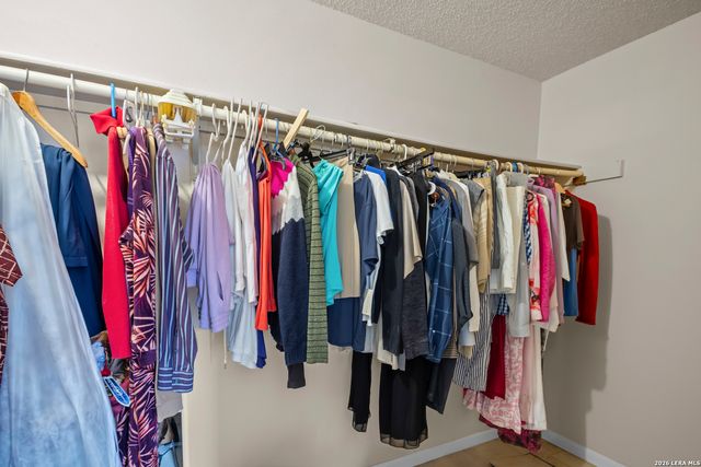 6338 Firestone Pkwy, San Antonio, TX 78244