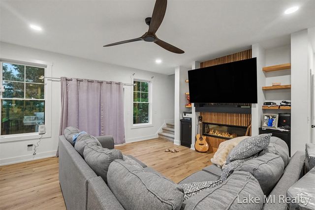 5655 Courtney Lynn Court, Wyoming, MI 49418