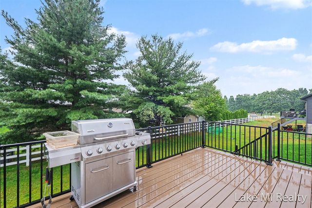 5655 Courtney Lynn Court, Wyoming, MI 49418