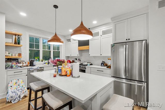 5655 Courtney Lynn Court, Wyoming, MI 49418