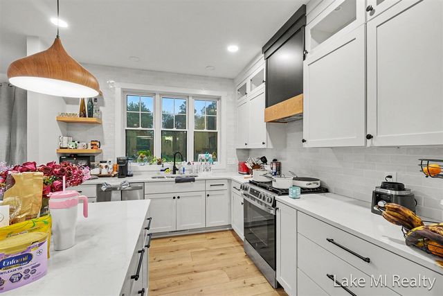 5655 Courtney Lynn Court, Wyoming, MI 49418