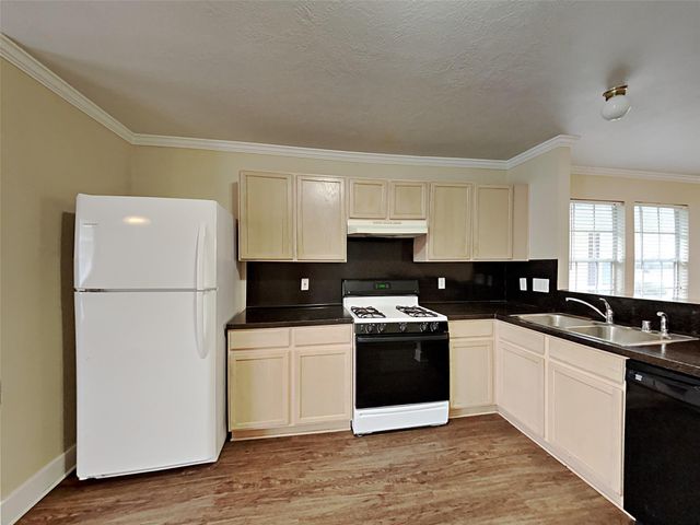 18722 Atasca Oaks Drive, Humble, TX 77346