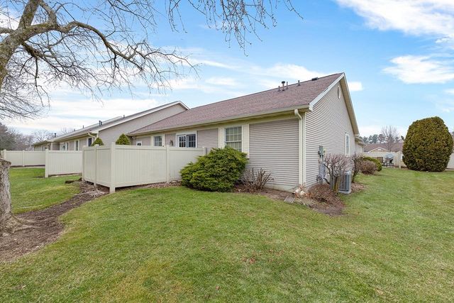 1408-2 Kentfield Way, Goshen, IN 46526