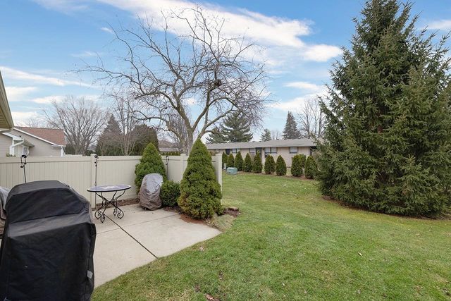 1408-2 Kentfield Way, Goshen, IN 46526