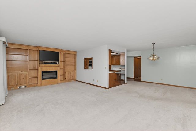 1408-2 Kentfield Way, Goshen, IN 46526