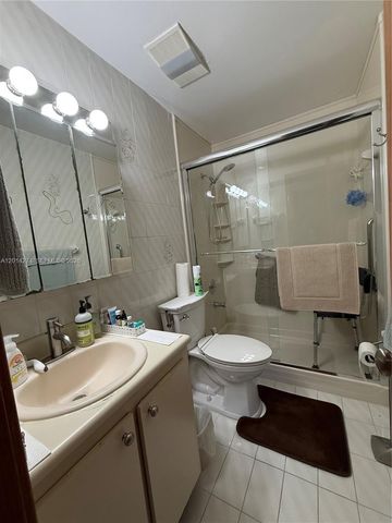 11812 SW 103rd Ln, Miami, FL 33186