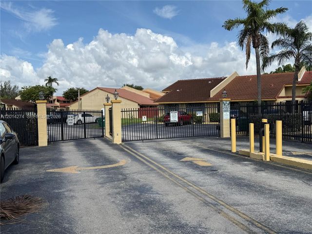 11812 SW 103rd Ln, Miami, FL 33186