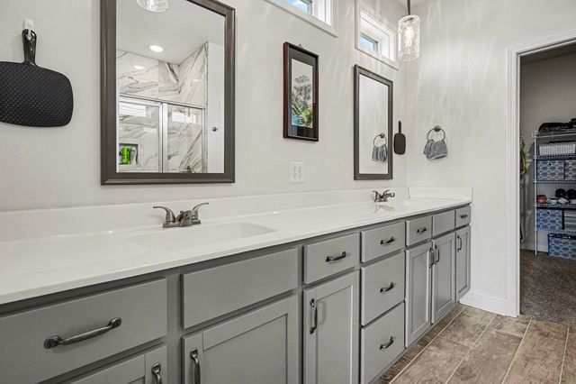 481 Herman Dr, Clarksville, TN 37042