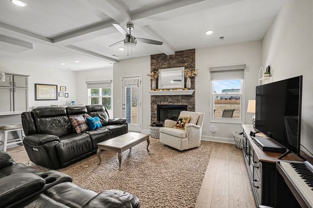 481 Herman Dr, Clarksville, TN 37042