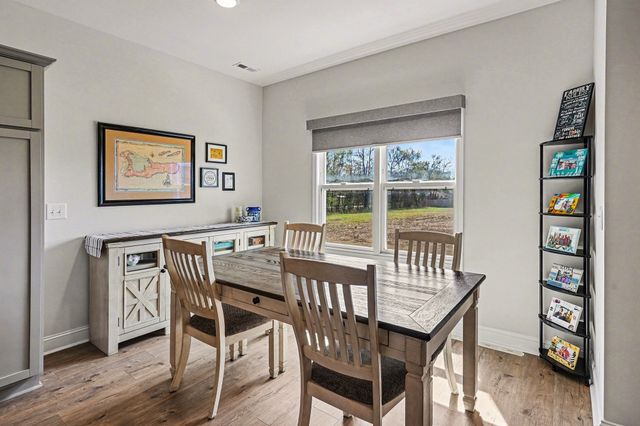 481 Herman Dr, Clarksville, TN 37042