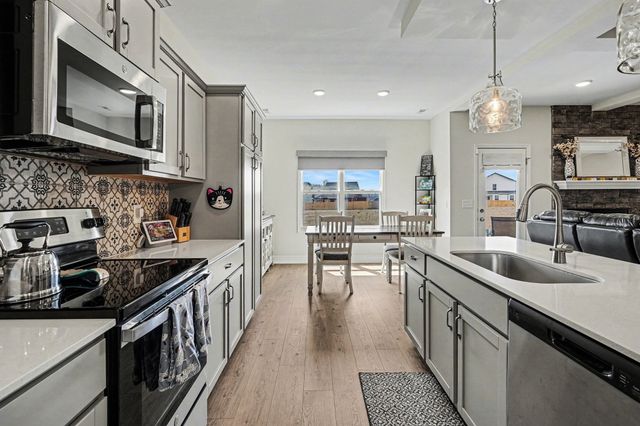 481 Herman Dr, Clarksville, TN 37042