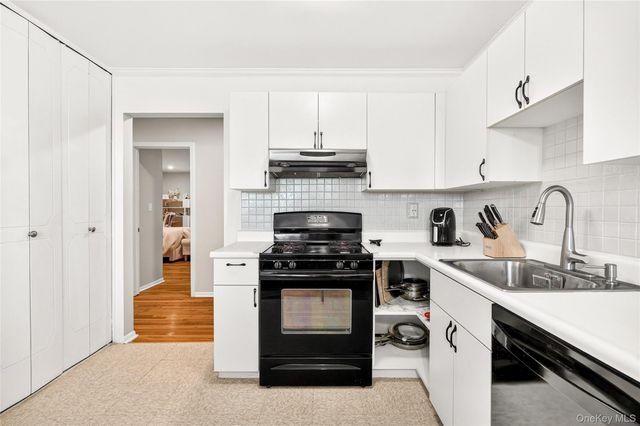 100 Dowd Street D11, Haverstraw, NY 10927