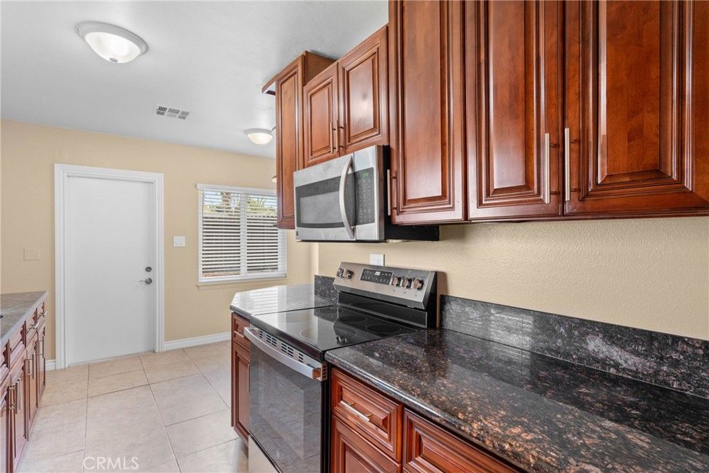 Image 18 of property listing at 2994 David, Riverside, CA 92506