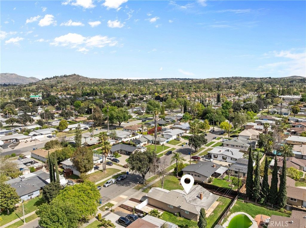 Image 36 of property listing at 2994 David, Riverside, CA 92506