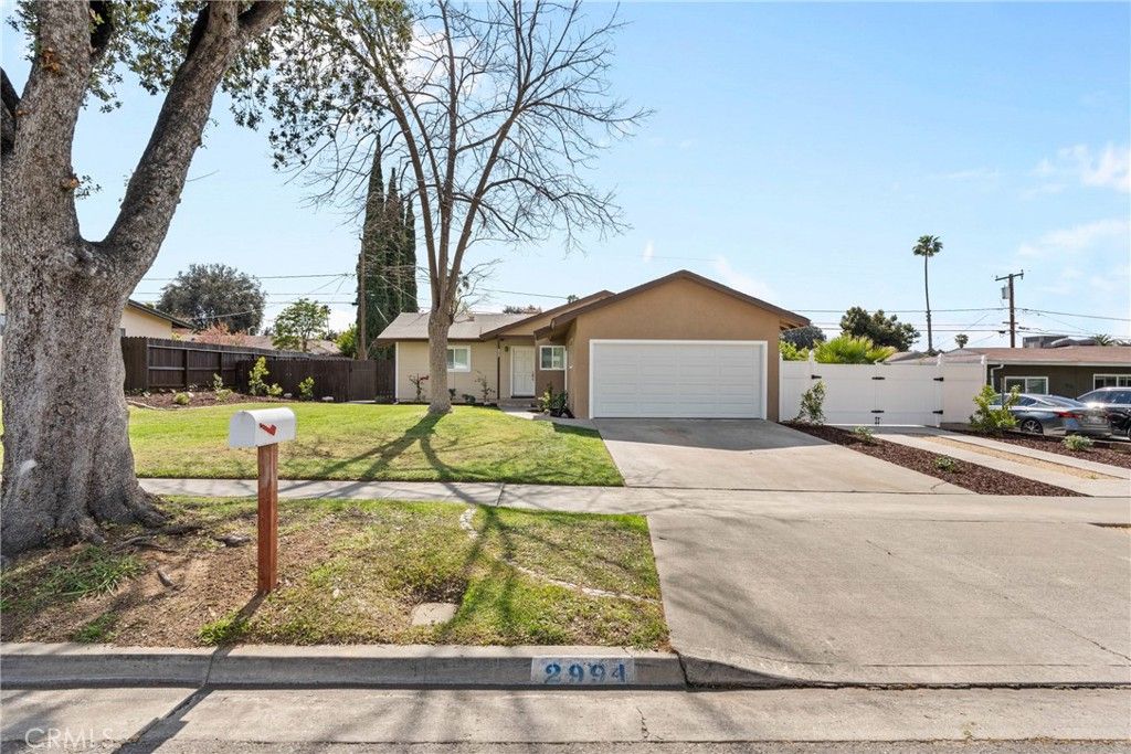 Image 4 of property listing at 2994 David, Riverside, CA 92506