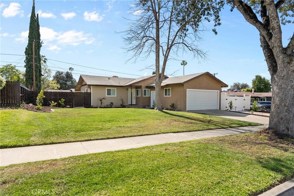 Image 5 of property listing at 2994 David, Riverside, CA 92506