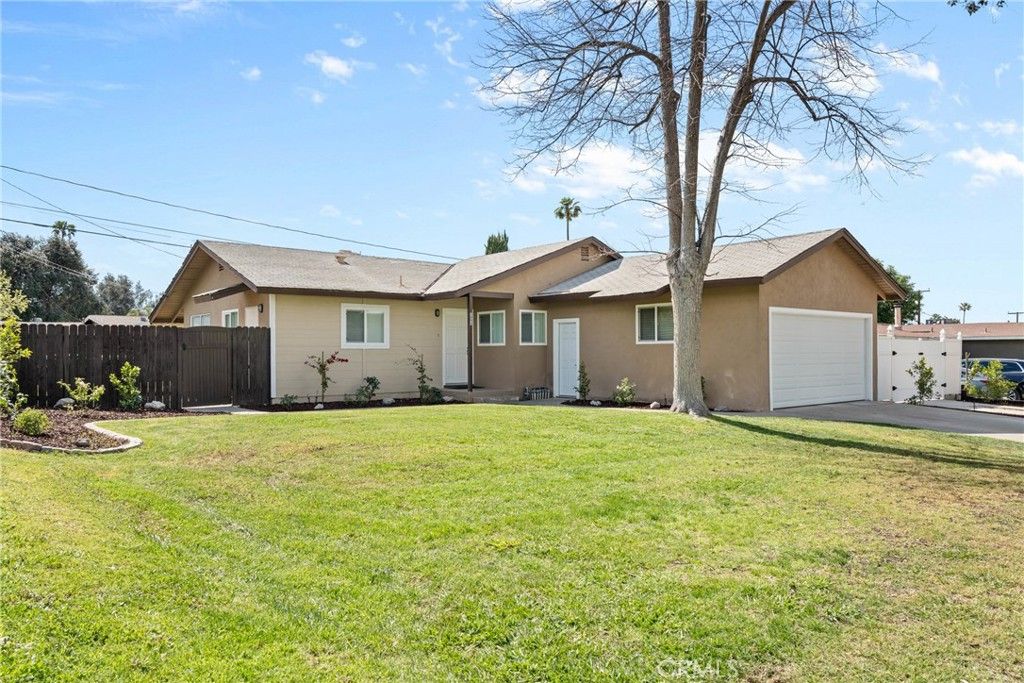 Image 6 of property listing at 2994 David, Riverside, CA 92506