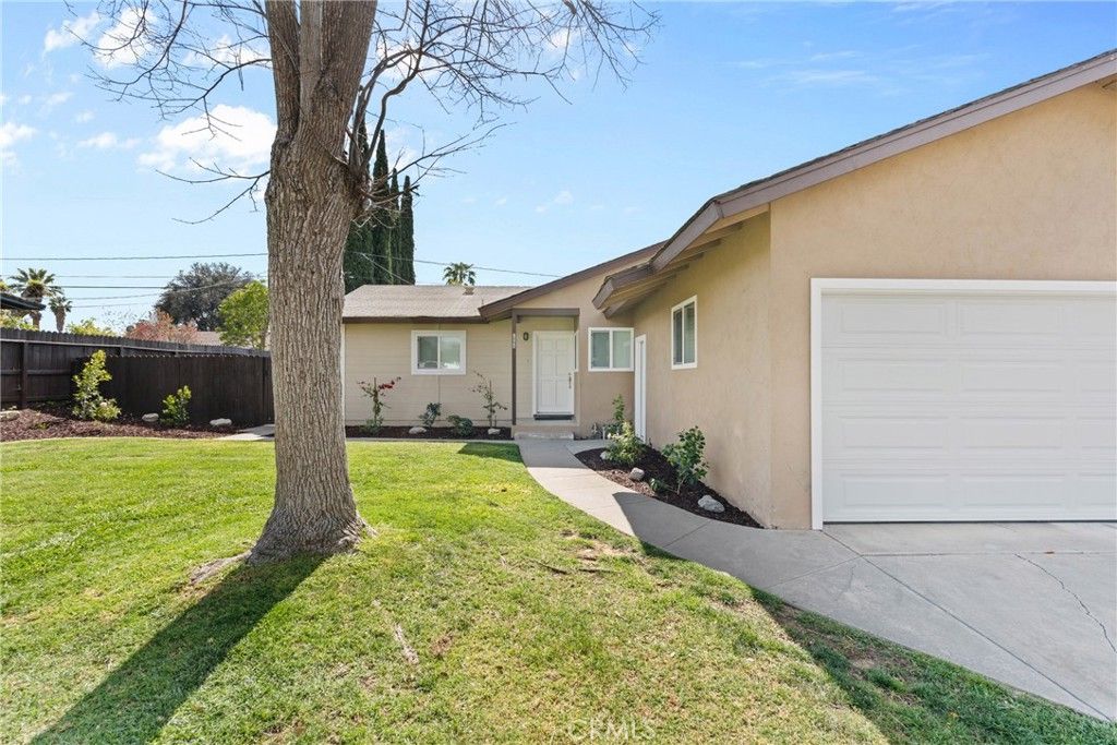 Image 7 of property listing at 2994 David, Riverside, CA 92506