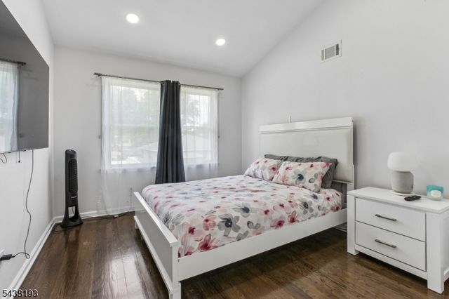 277 Orchard St, Rahway City, NJ 07065