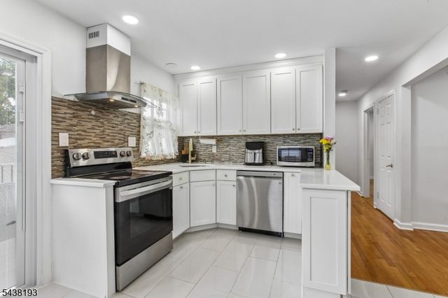 277 Orchard St, Rahway City, NJ 07065