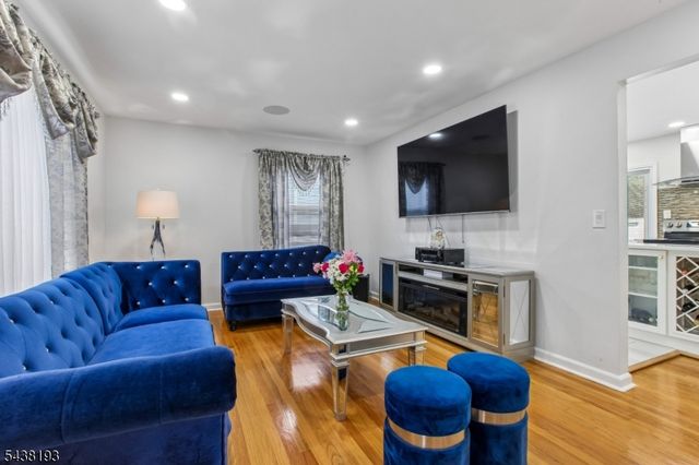 277 Orchard St, Rahway City, NJ 07065