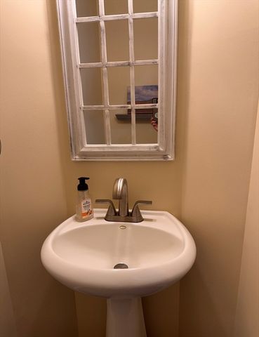 48 Tulip Cir 48, Grafton, MA 01560