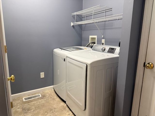 48 Tulip Cir 48, Grafton, MA 01560