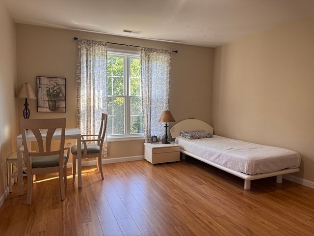 48 Tulip Cir 48, Grafton, MA 01560