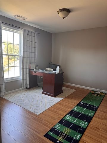 48 Tulip Cir 48, Grafton, MA 01560
