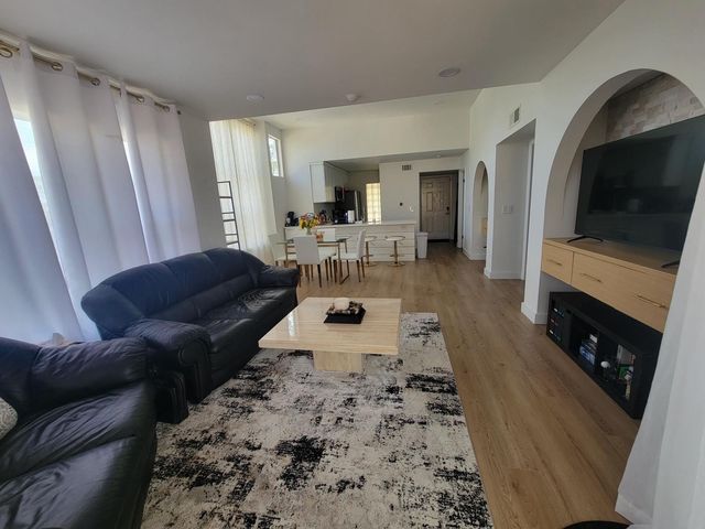 4879 Via Palm Lakes 622, West Palm Beach, FL 33417