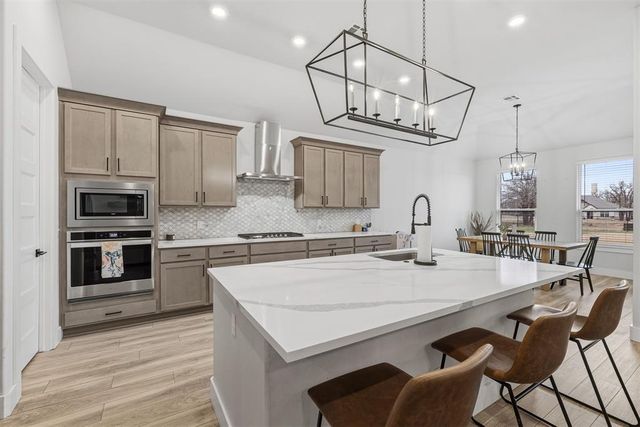 2245 Jackson Lane, Blanchard, OK 73010