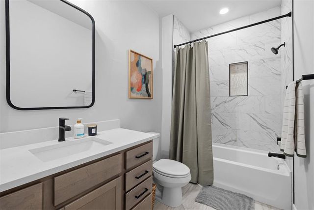 2245 Jackson Lane, Blanchard, OK 73010