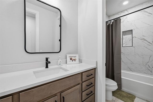 2245 Jackson Lane, Blanchard, OK 73010