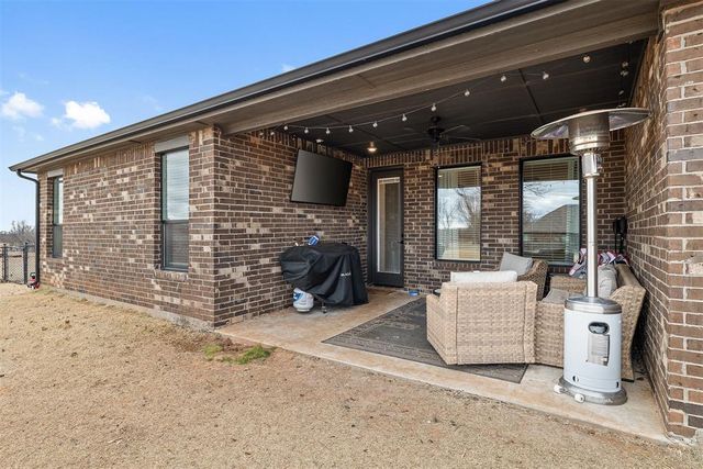2245 Jackson Lane, Blanchard, OK 73010