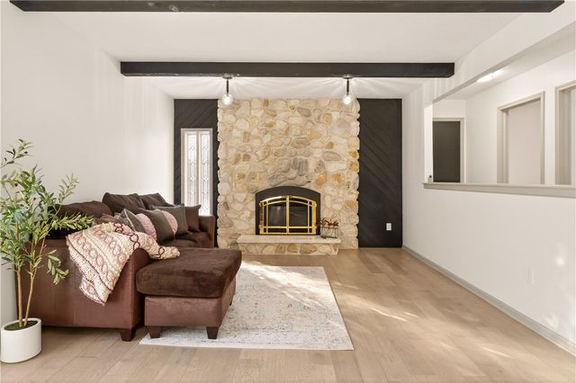 30 Silver Ridge Drive, Greece, NY 14626